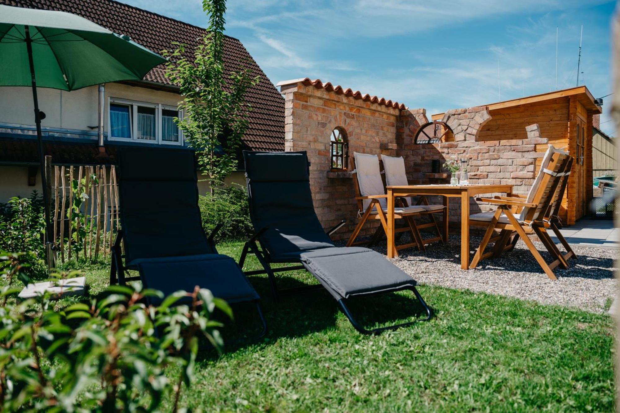 Ferienwohnung Am Weinberg Boetzingen Zewnętrze zdjęcie